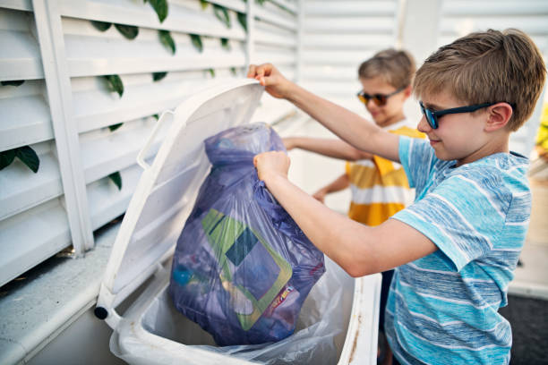 Best Basement Cleanout Services  in Oskaloosa, IA